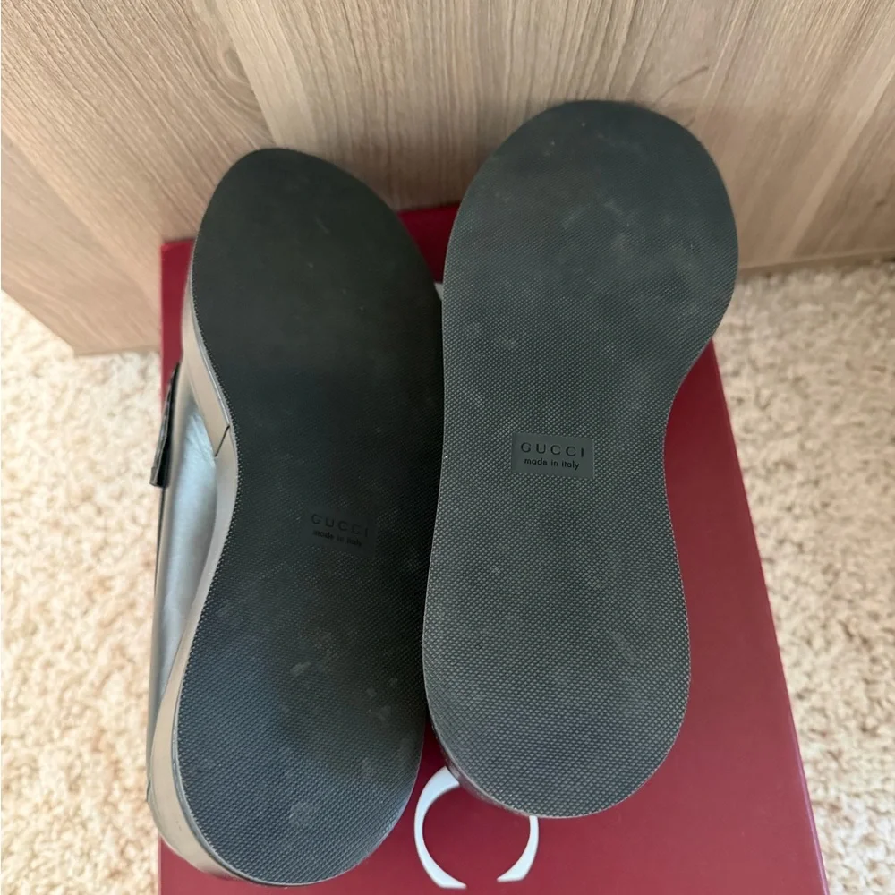 Gucci Black Platform Horsebit Loafers with Gold Hardware 38 $1250 retail - Picture 6 of 8